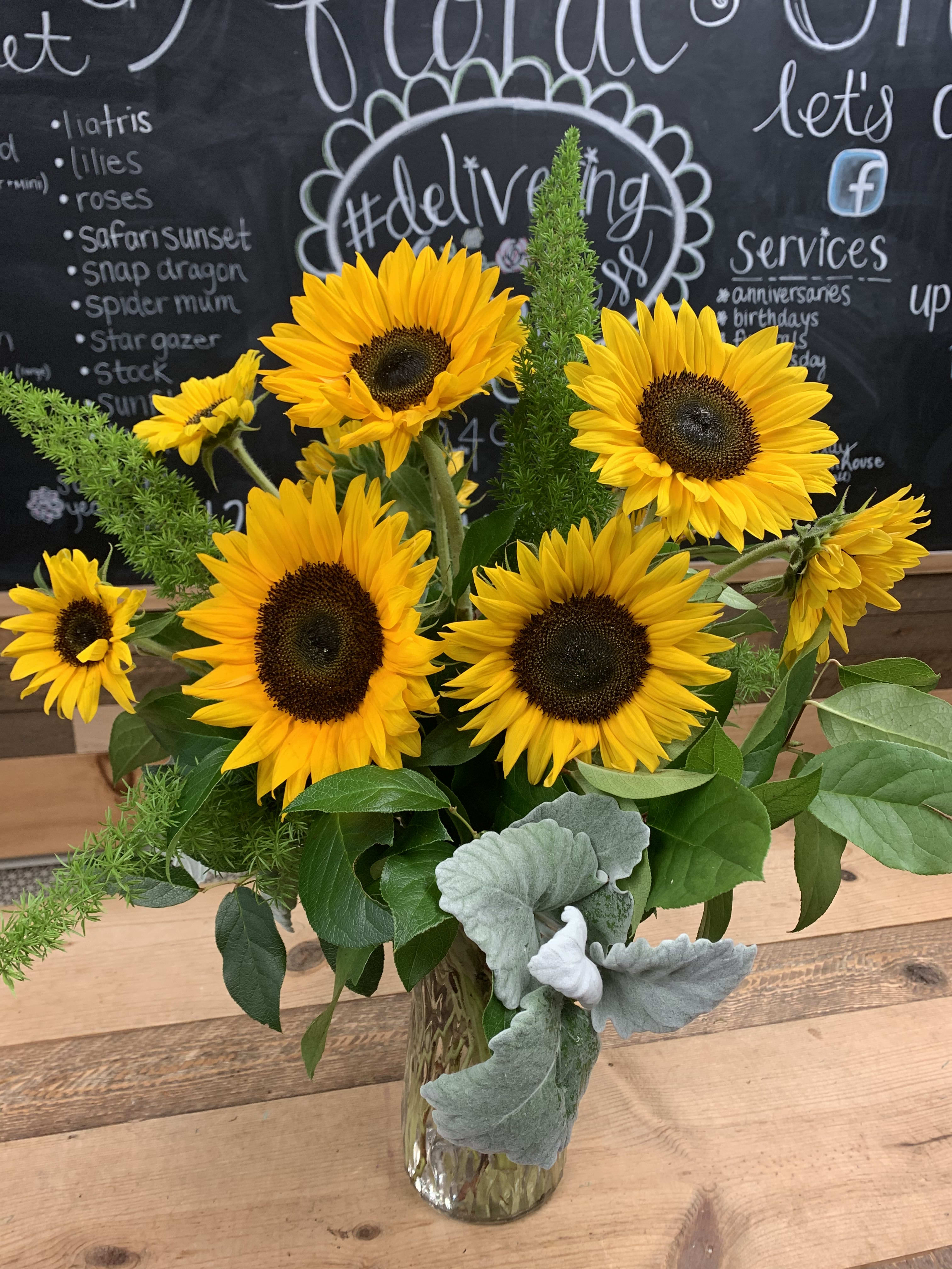 Sunflower Bouquet By Gbf By Green Bay Floral Greenhouse