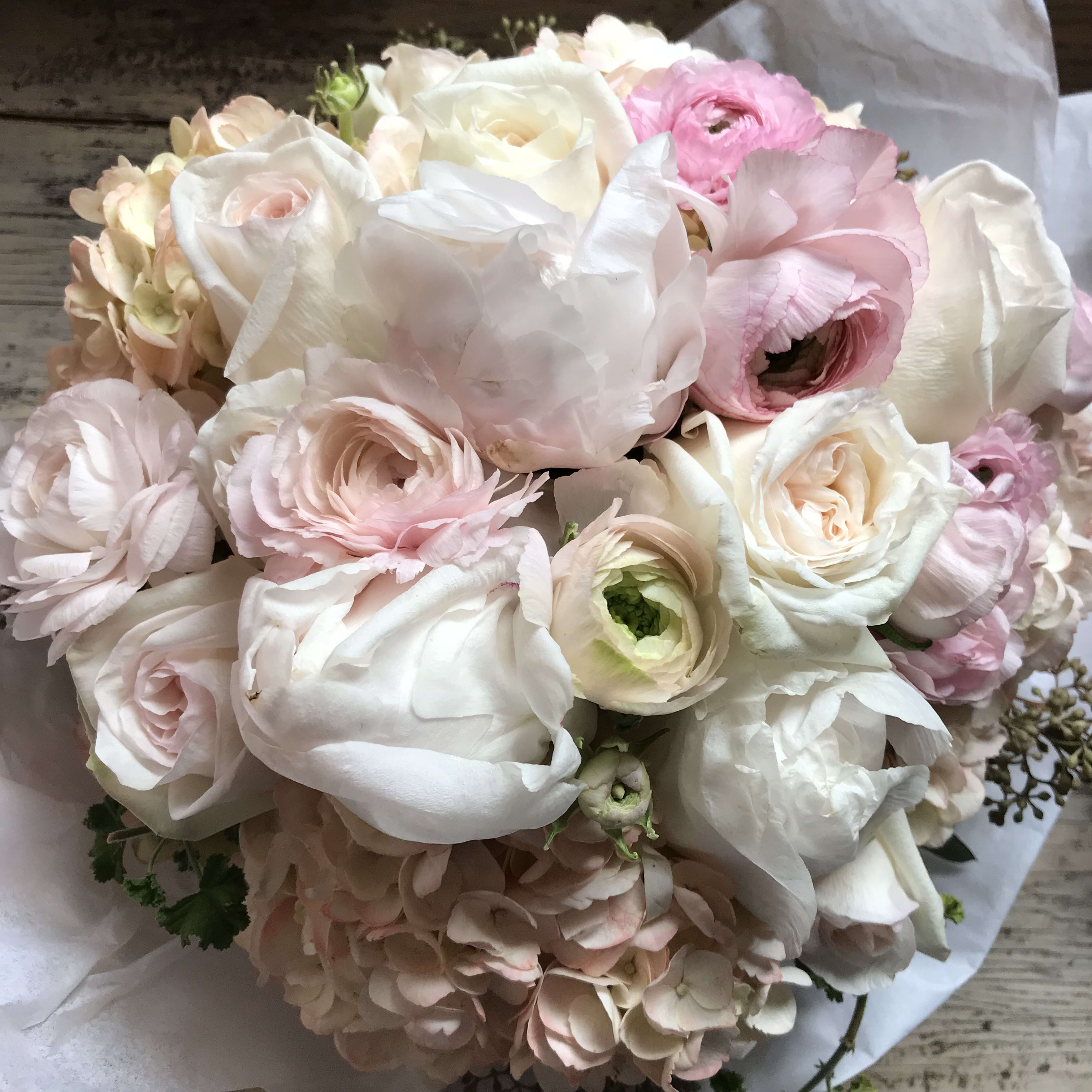 Sophia pastel bouquet in Glendale, CA | Blomst Los Angeles