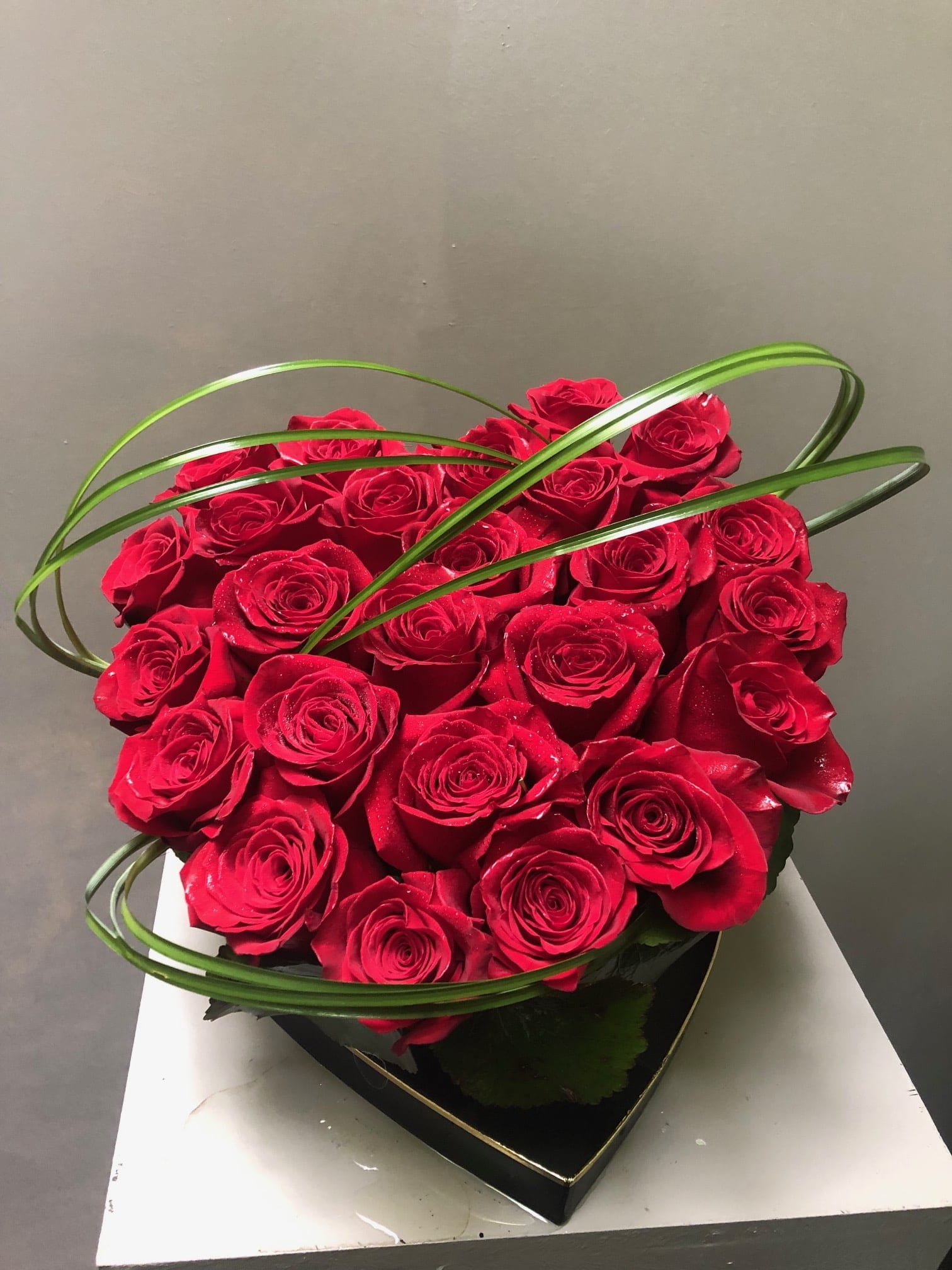 Heart Of Roses Ef6 In Los Angeles Ca Effusive Flowers