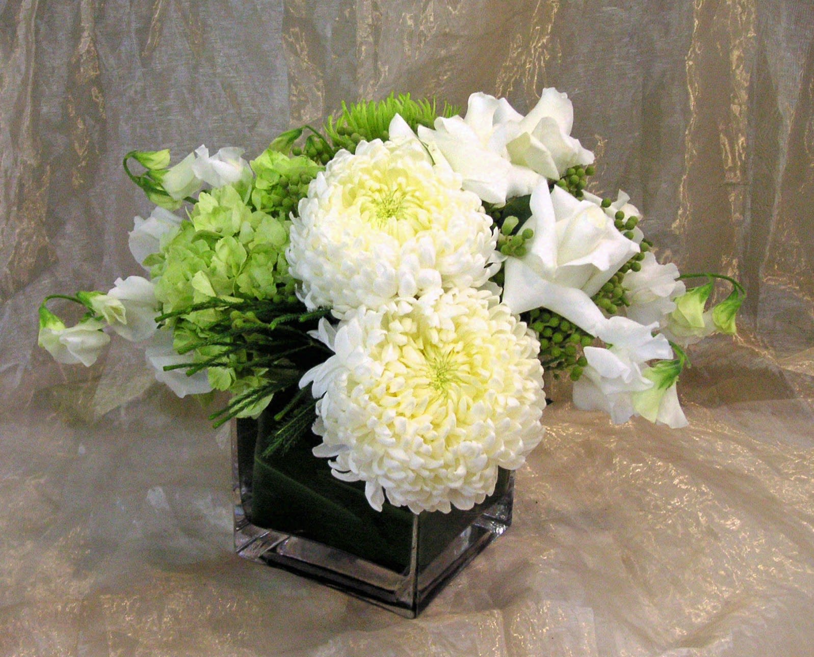 Fresh & Springy [wfg305] in Los Angeles, CA Westwood Flower Garden