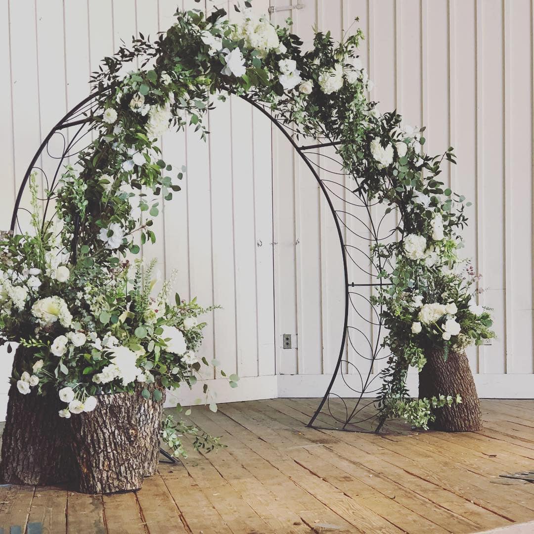 Rent wedding arch top
