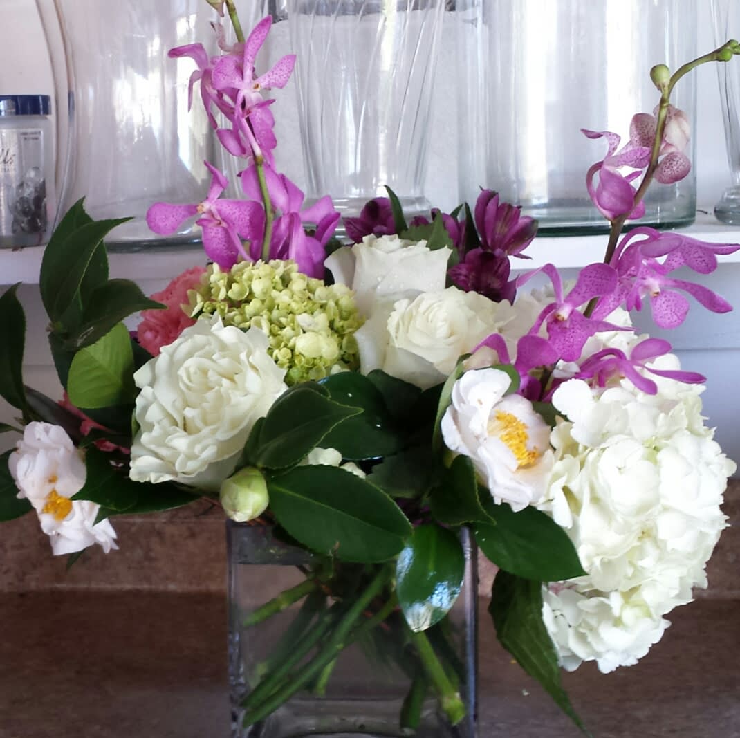 Designers Choice Premium Floral Only Designers Choice Premium Floral Only - Designer's Choice of Premium Floral Only