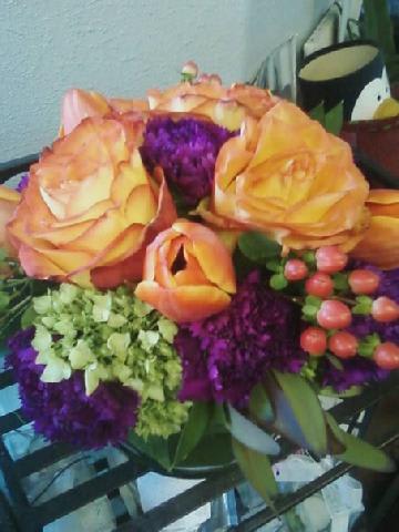 Freshly Spring - A simple small touch of mix bouquet for everyday smile. 