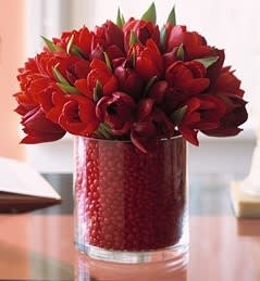 Red Hot Cinnamon - cute hot and spicy of cinnamons mix with red tulips, will give a little kick of love on your special day! 