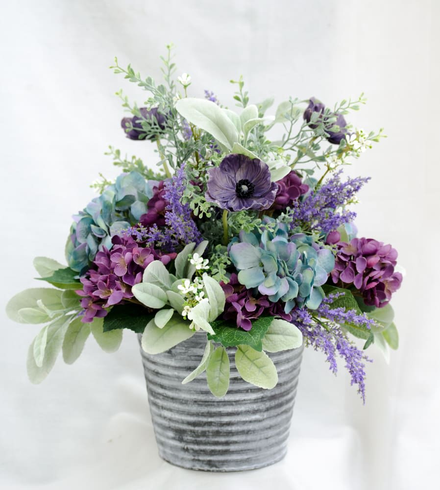 Artificial Arrangement Cfe2020 S10 In Syracuse Ny Coleman Florist Inc