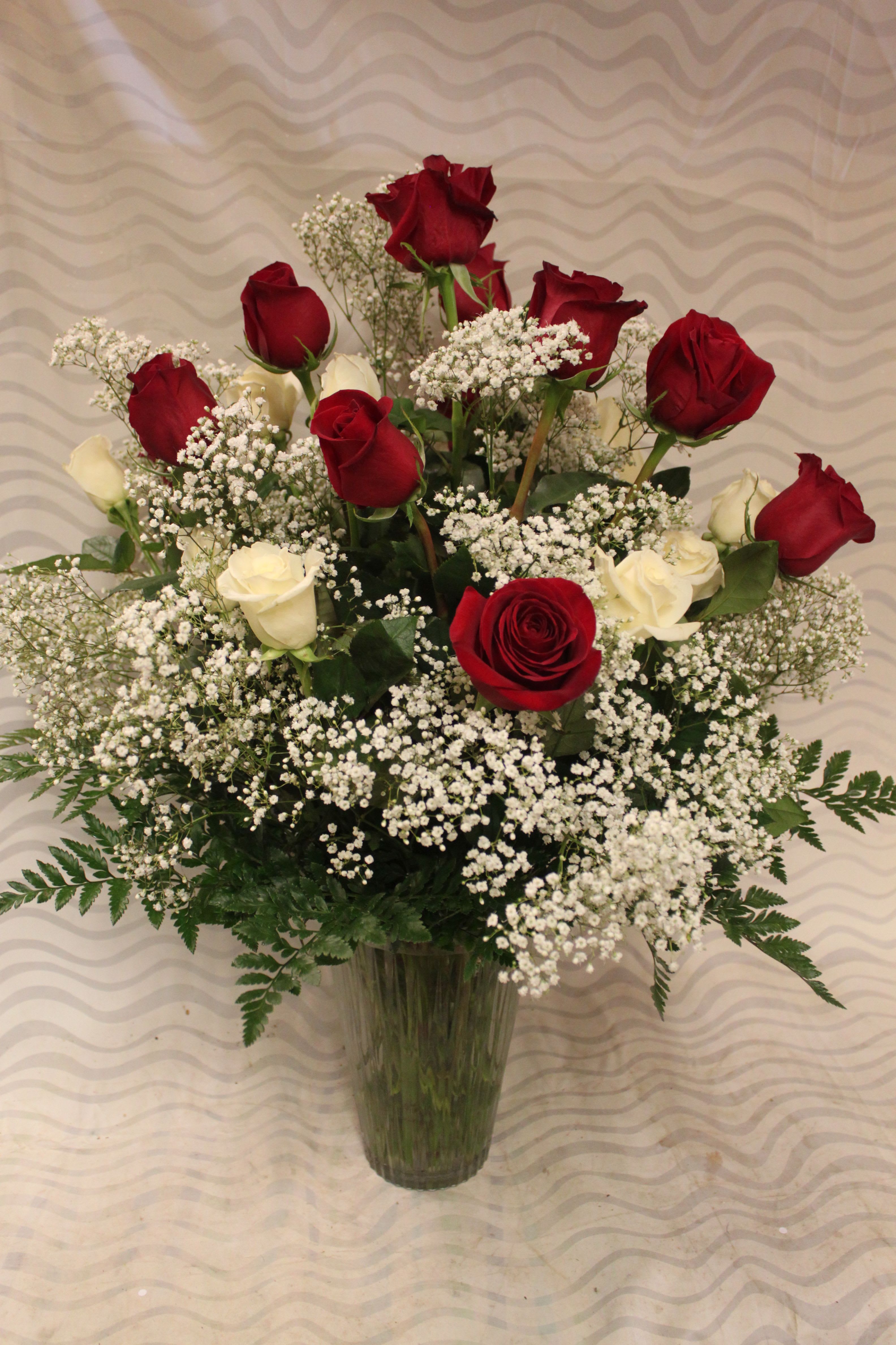 baby's breath and roses