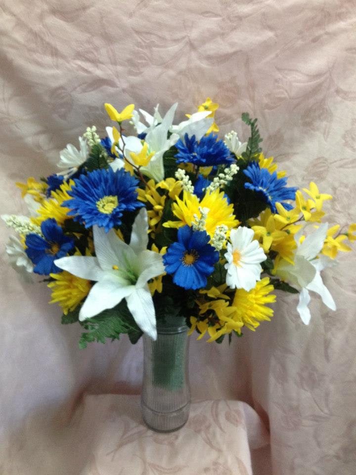 Silk Grave Vase In Bessemer City Nc Peggy S Bouquets Silk flowers can add beauty and elegance to your home, without the hassle that real flowers create. silk grave vase in bessemer city nc peggy s bouquets
