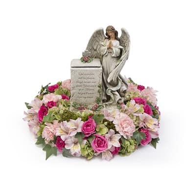 Angels, prayers and box memorial in Hampton Falls, NH ...