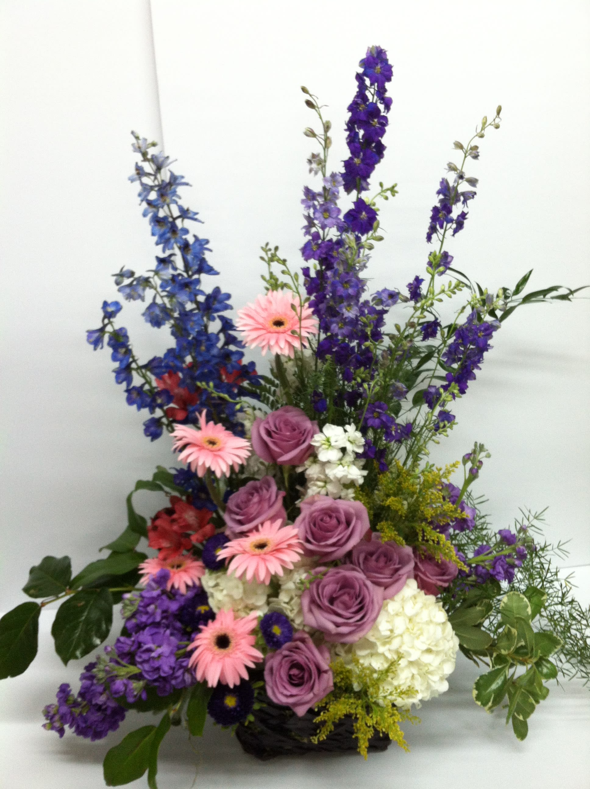 English Garden Basket In Oakland Park Fl Wjm Floral Events