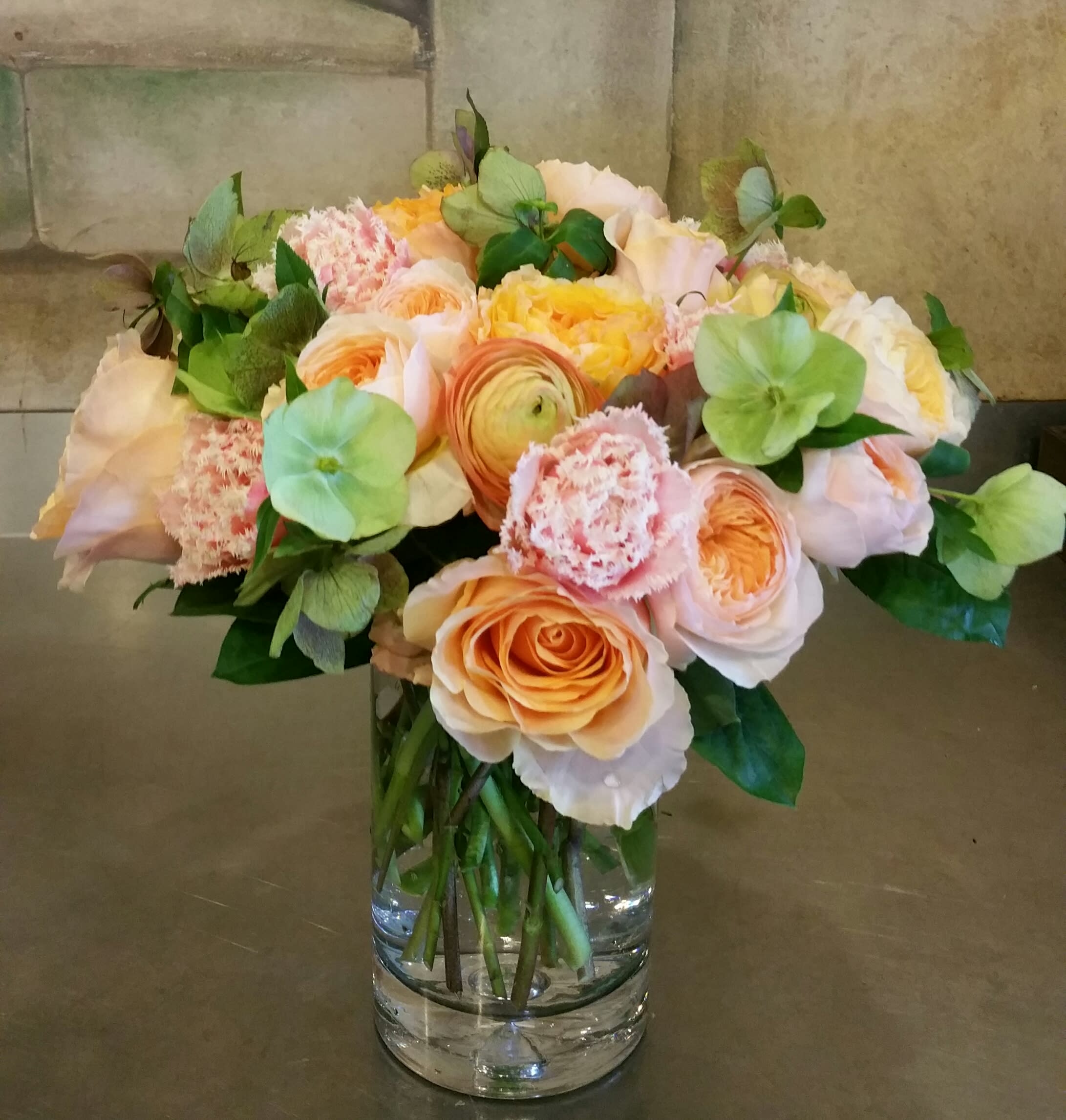 miranda - Roses tulips heliboris and other seasonal flowers