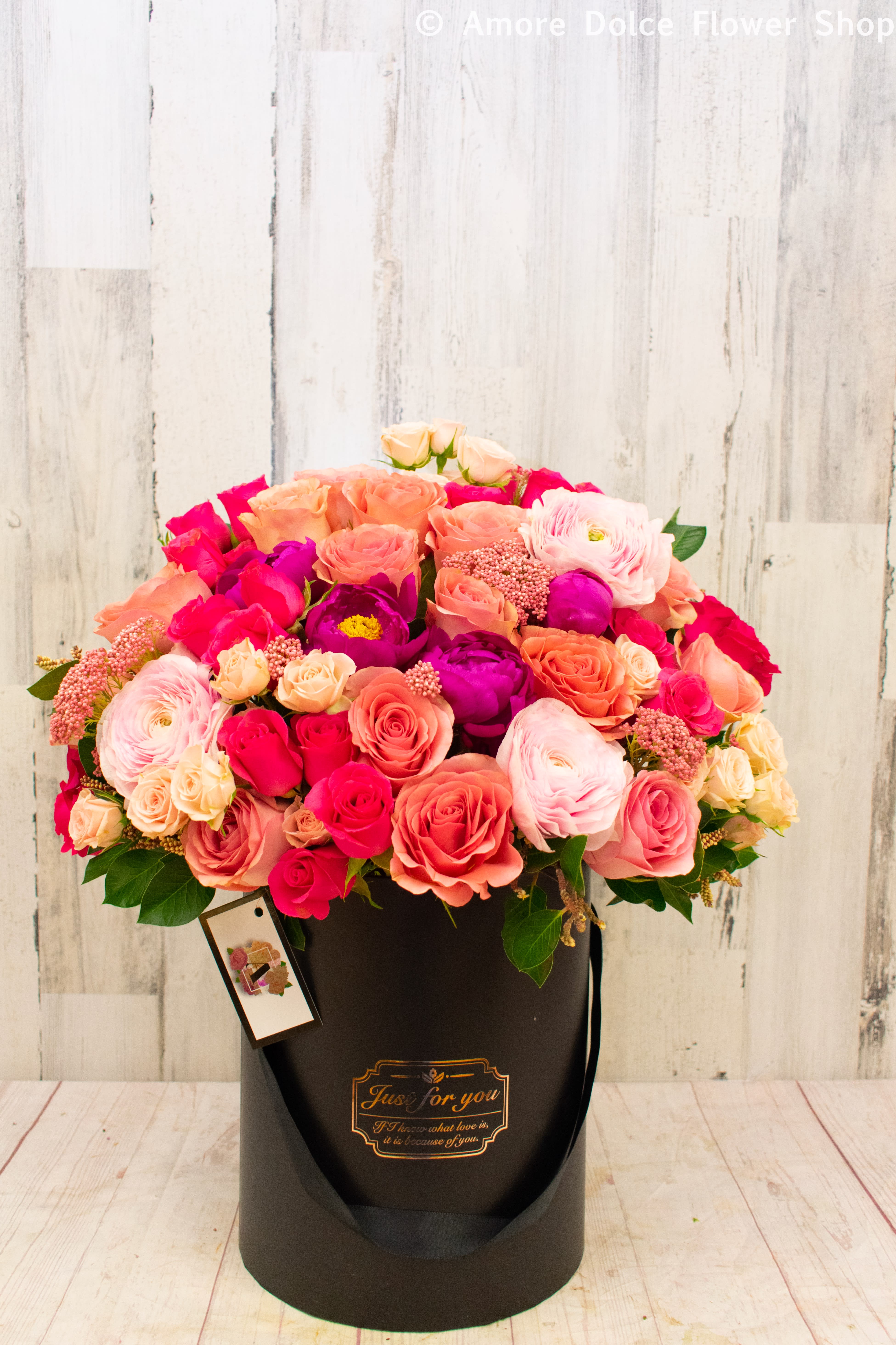 Extraordinary romance in Montebello, CA Amore Dolce Flowers