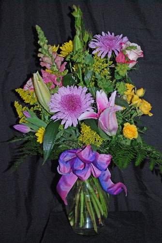 Always Loving Always Loving - Arrangement of colors that inspires the richness for anytime of the year.