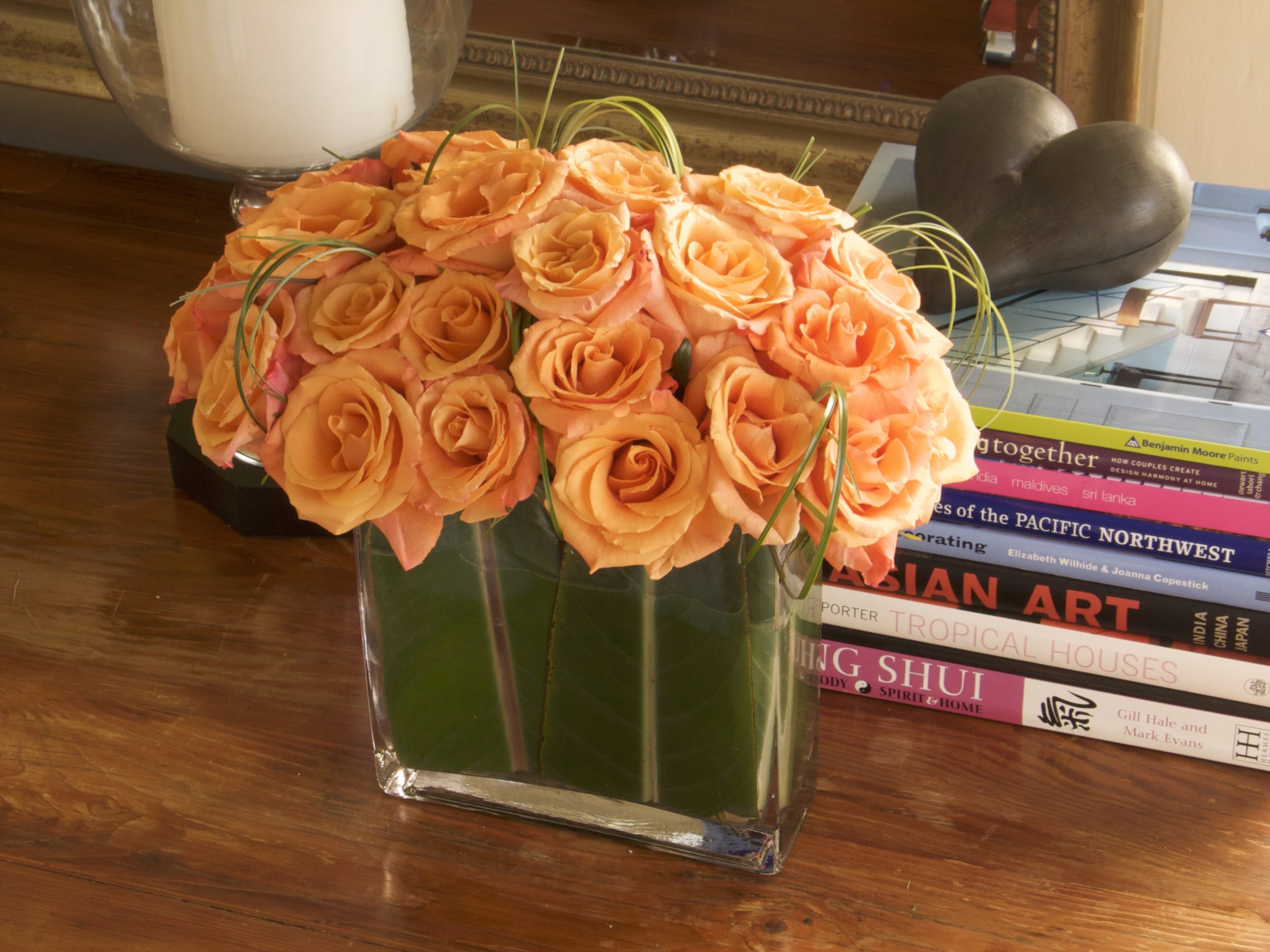 129 Two Dozen Roses in Leaf lined Vase in Beverly Hills, CA T'sul