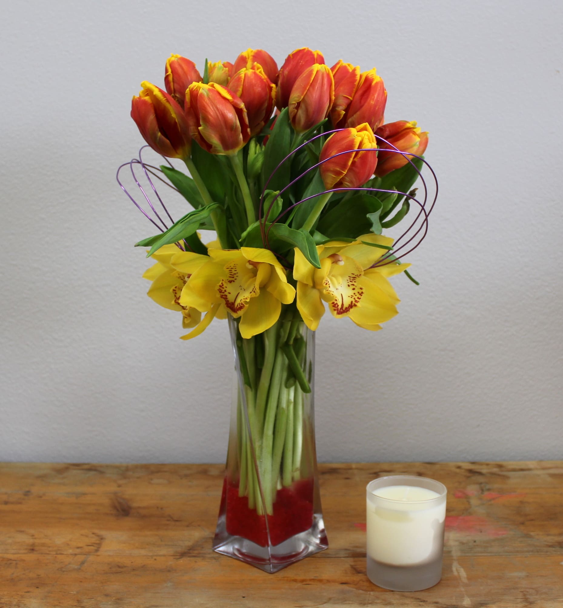 Modern Tulip Bouquet in Manhattan Beach, CA | Manhattan ...