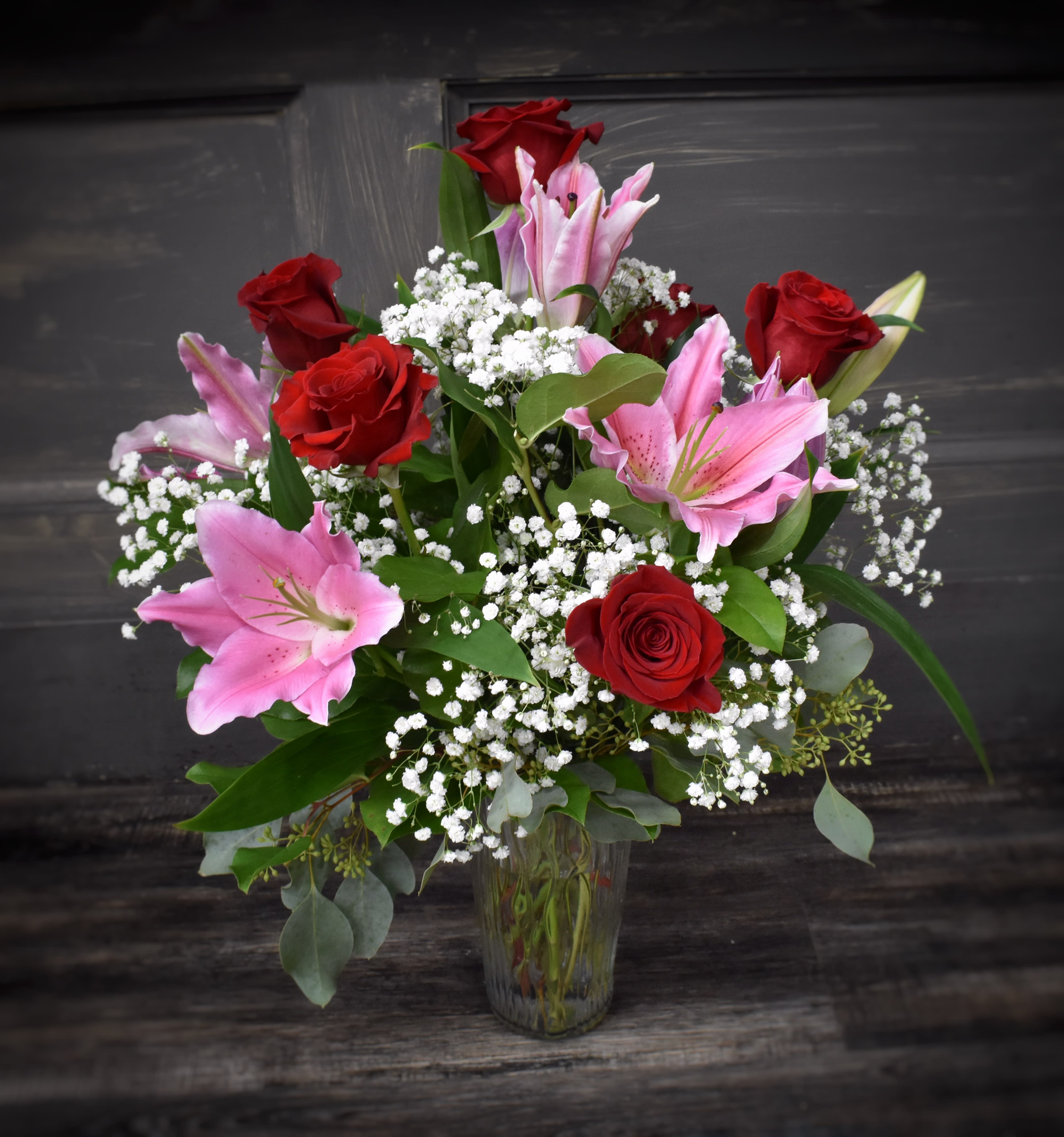 Roses And Lilies Available For Local St Cloud Area Delivery In Saint Cloud Mn St Cloud Floral