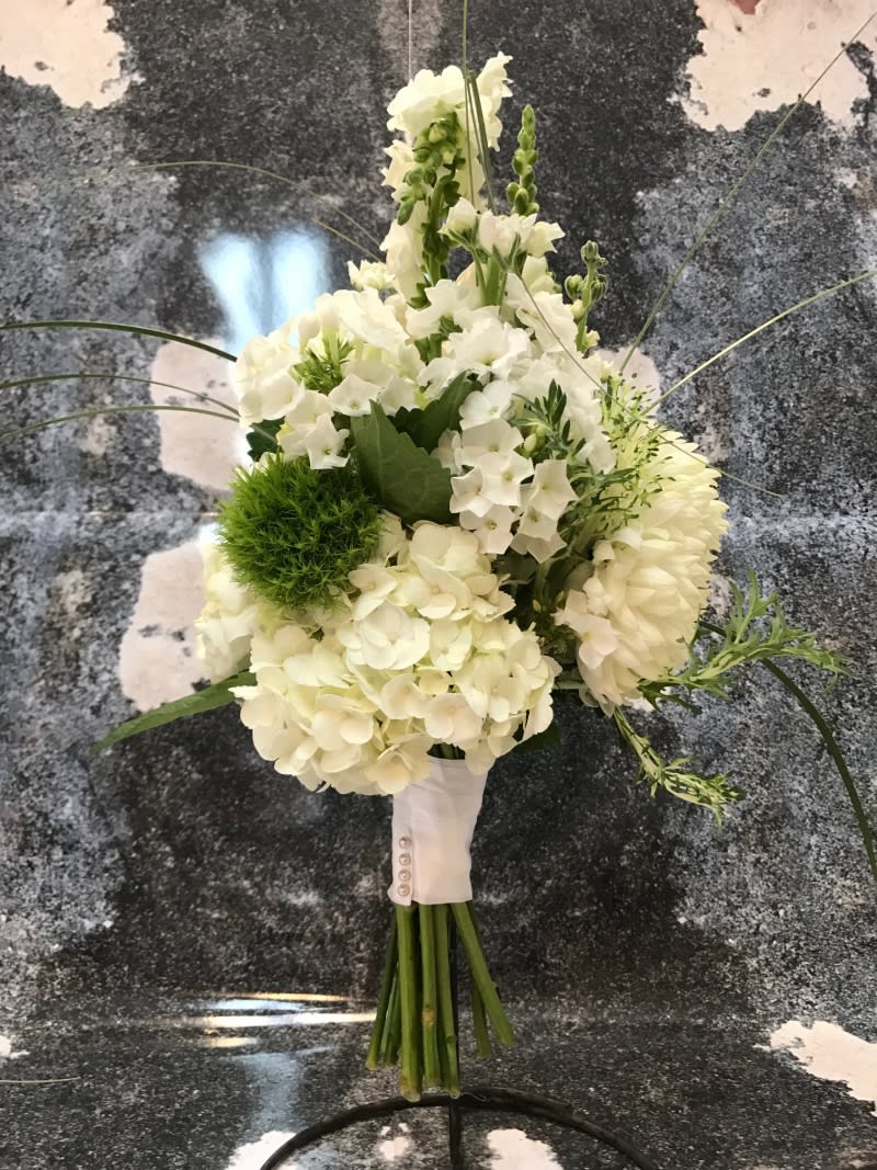 A Modern Classic Wedding Bouquet By Victoria Park Flower Studio