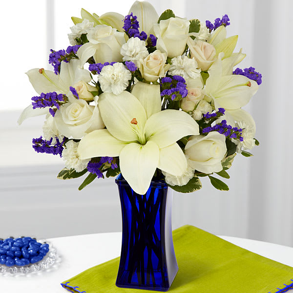 Ftd Beyond Blue Bouquet In Peoria Az Exclusive Flowers And Gifts Llc