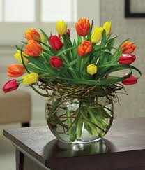 tulips in vase tulips in vase - tulips in vase picture shown is 20 tulips