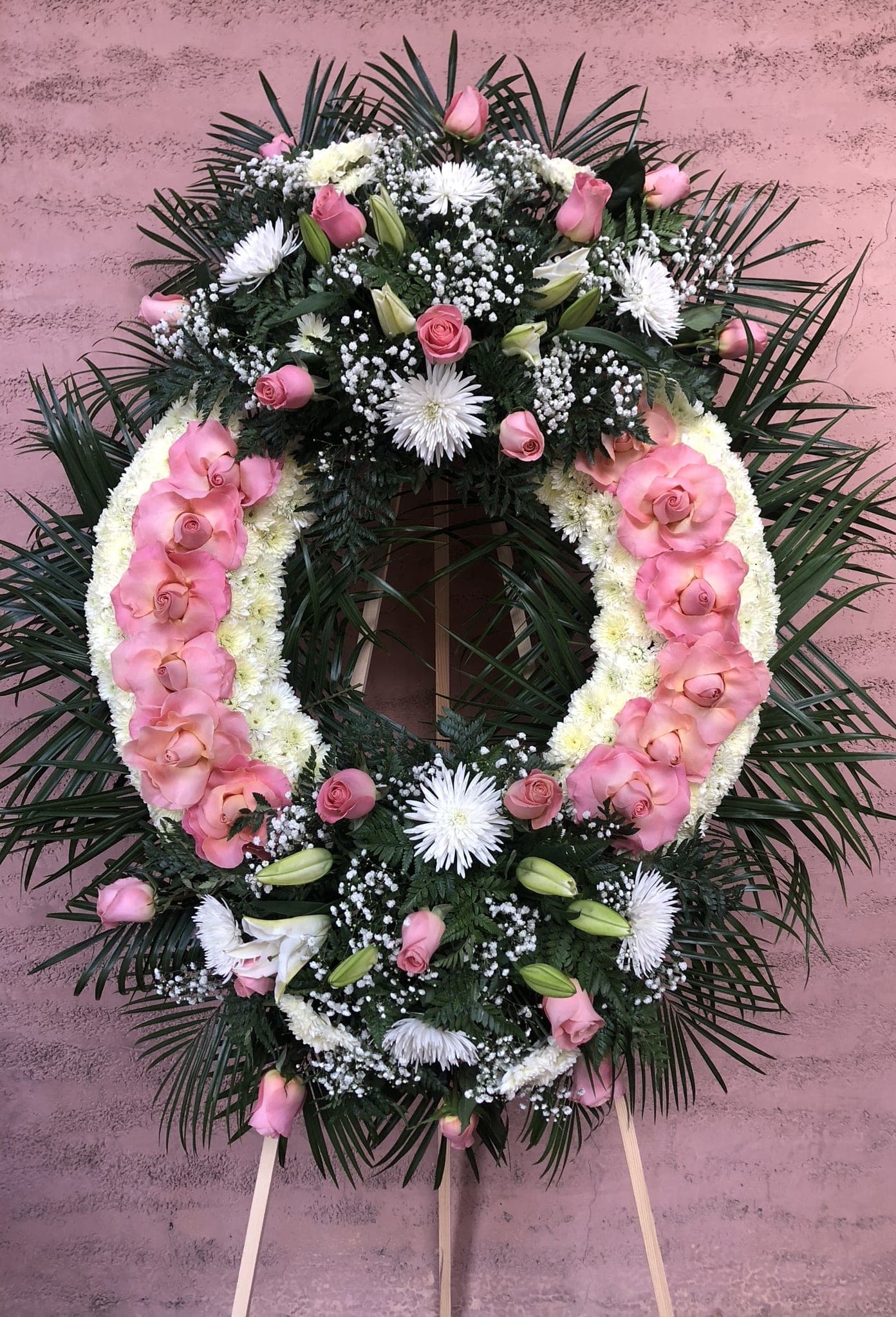 Large Sympathy pink wreath Large Sympathy pink wreath - Pink wreath with 2 sprays.
