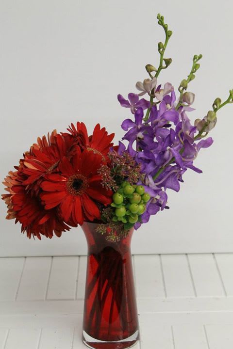 Count on me Count on me - Gerbras, Hypericum, Mocara Orchid