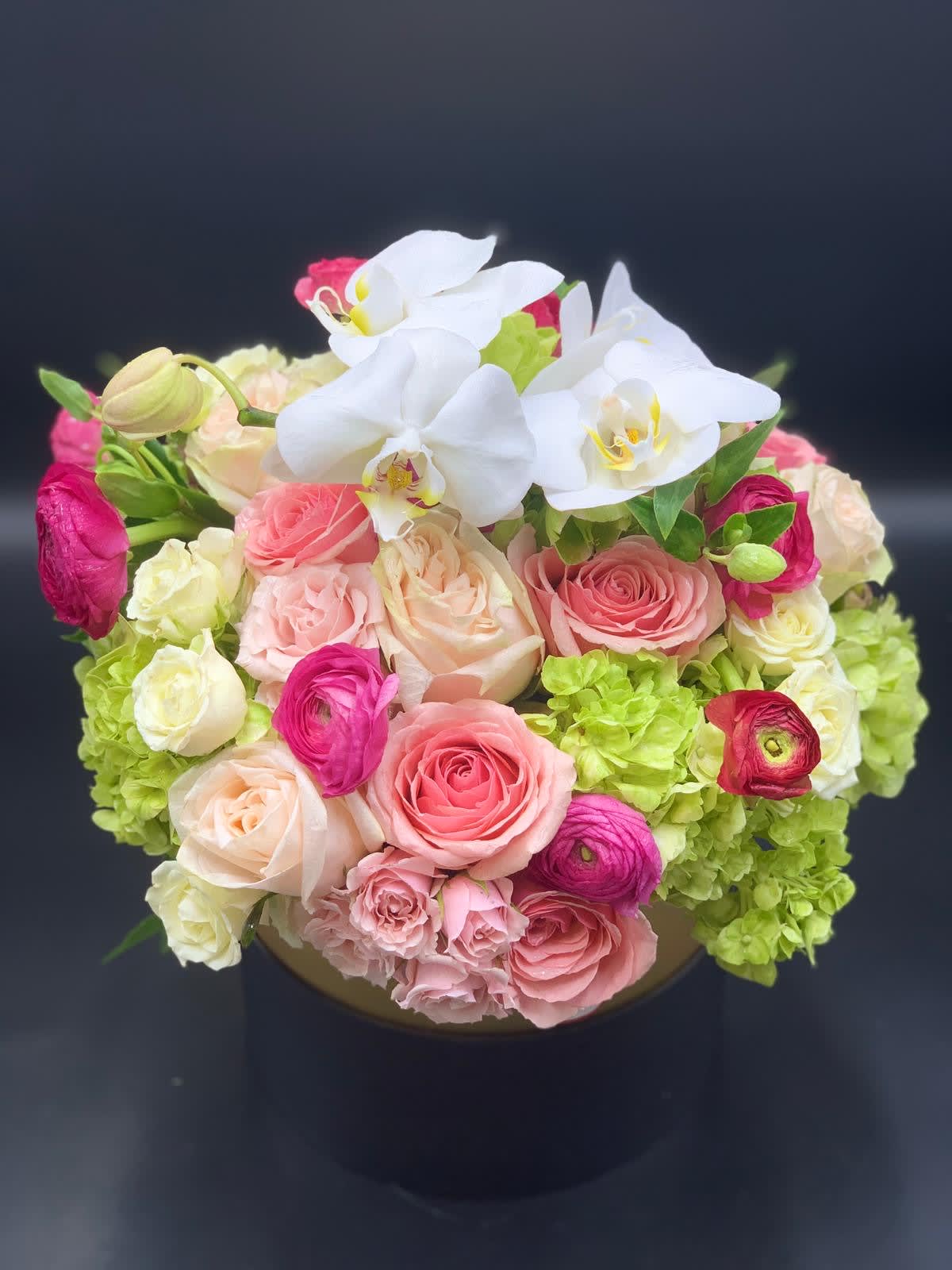 Flowers mix box in Miami, FL Happy Flowers Miami