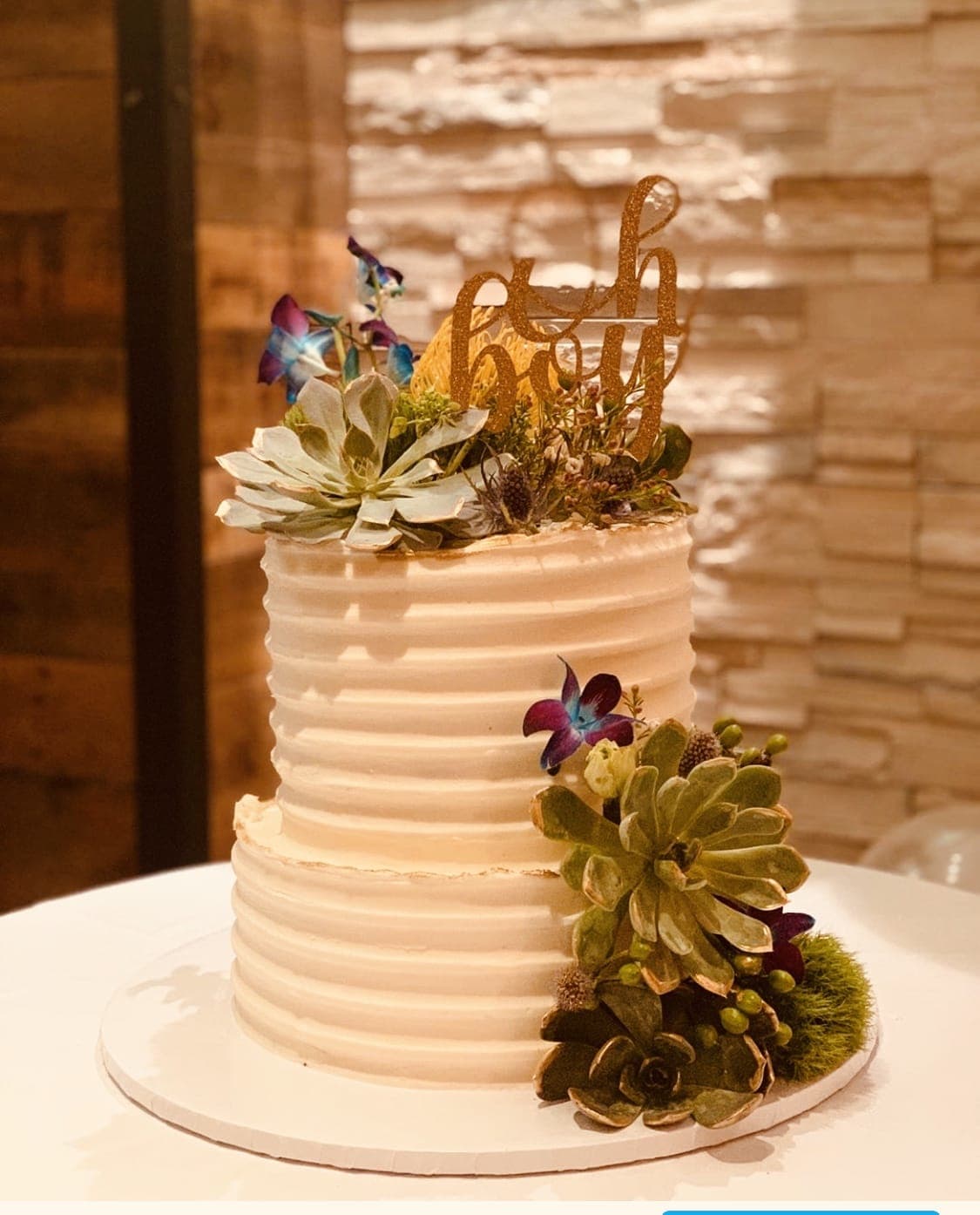 Cake Decorating With Fresh Flowers Or Balloons In Hollywood Fl Event Designing By Ella