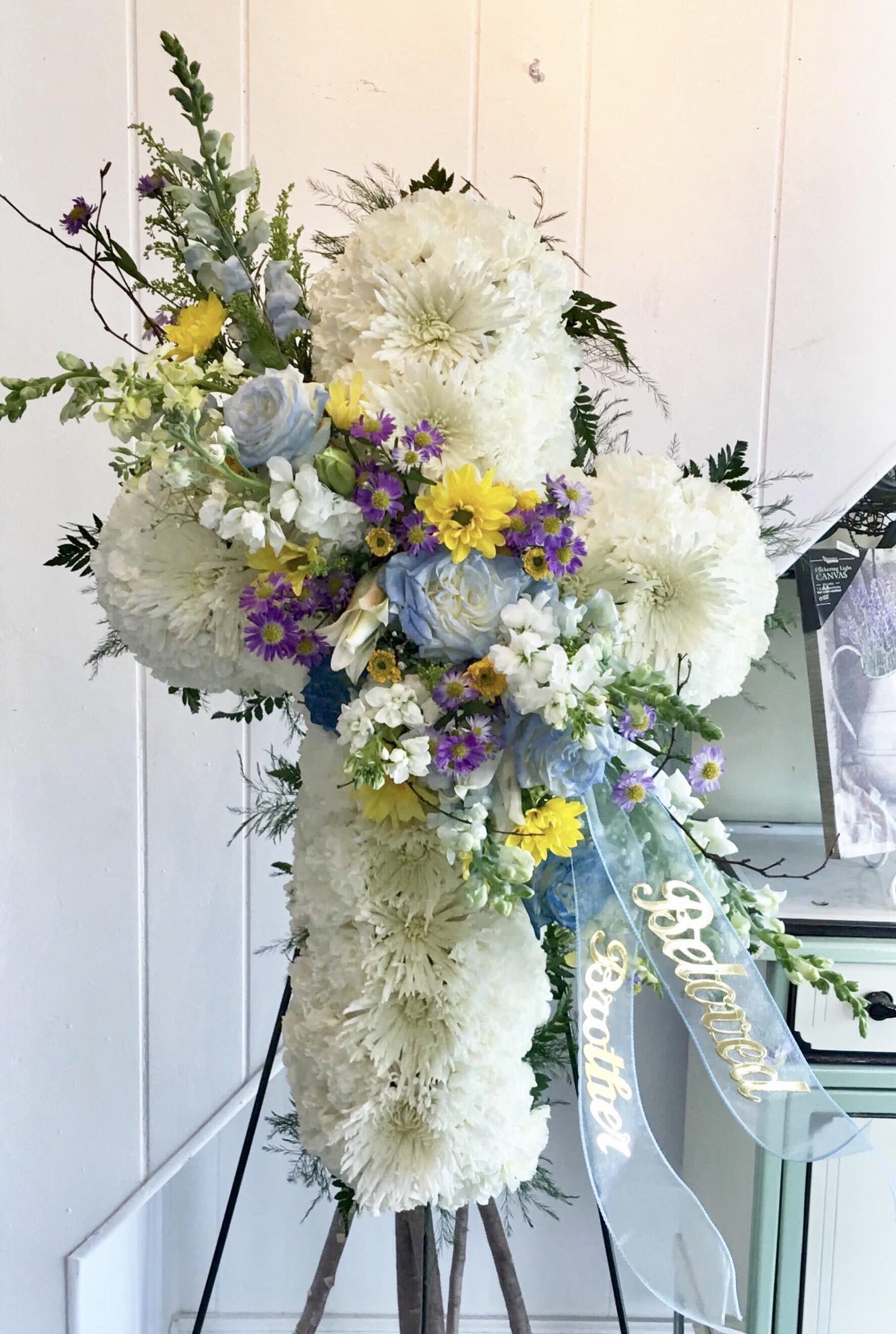 White Cross Funeral Flowers / Xs3gnhcqgj5srm Design house of flowers