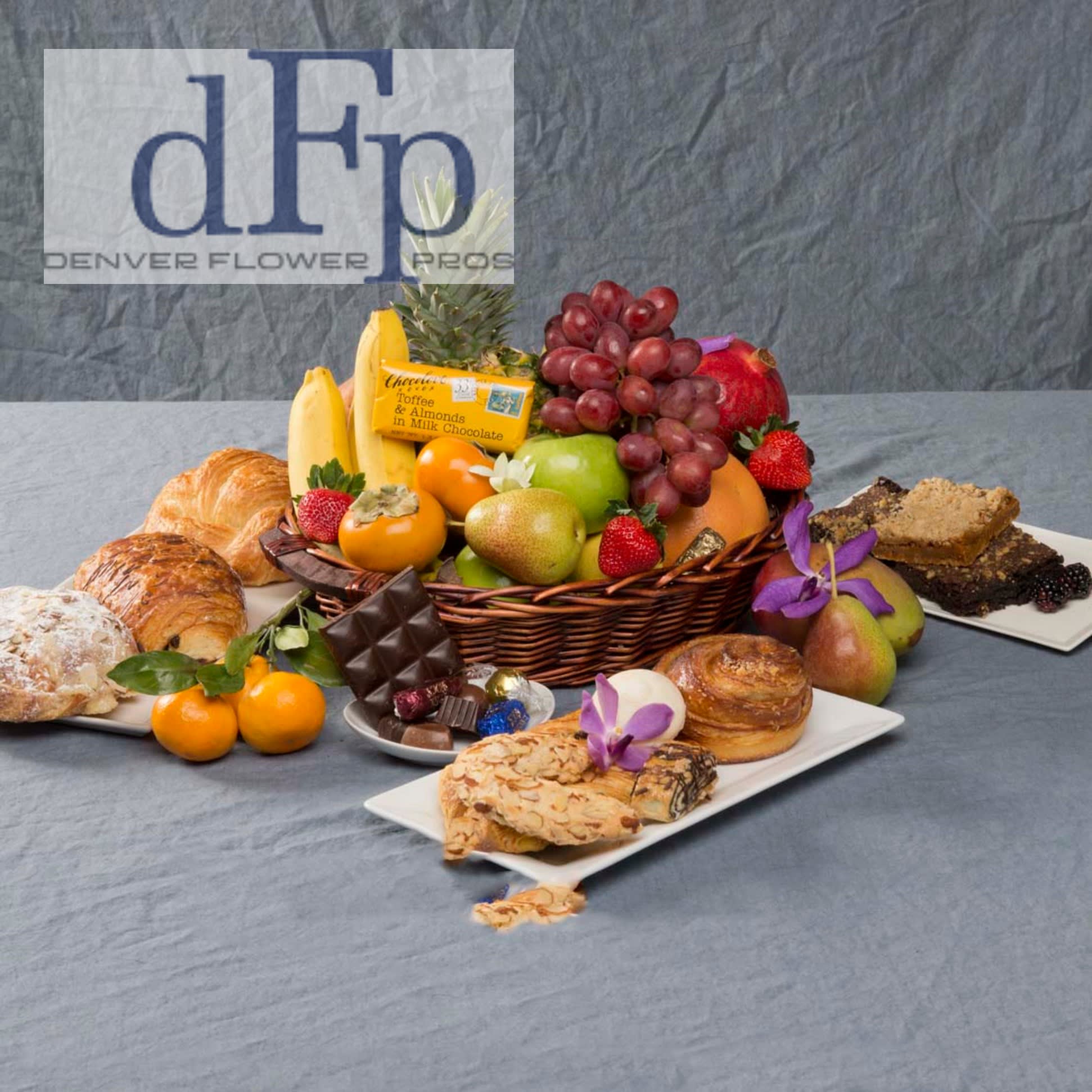 Colorado Fresh Fruit, pastries and chocolate Colorado Fresh Fruit, pastries and chocolate - Fresh bake pastries, Fruit and Colorado Chocolates. This basket has seasonal fresh fruits , great fresh baked cookies and brownies and pastries as well as Colorado made chocolate