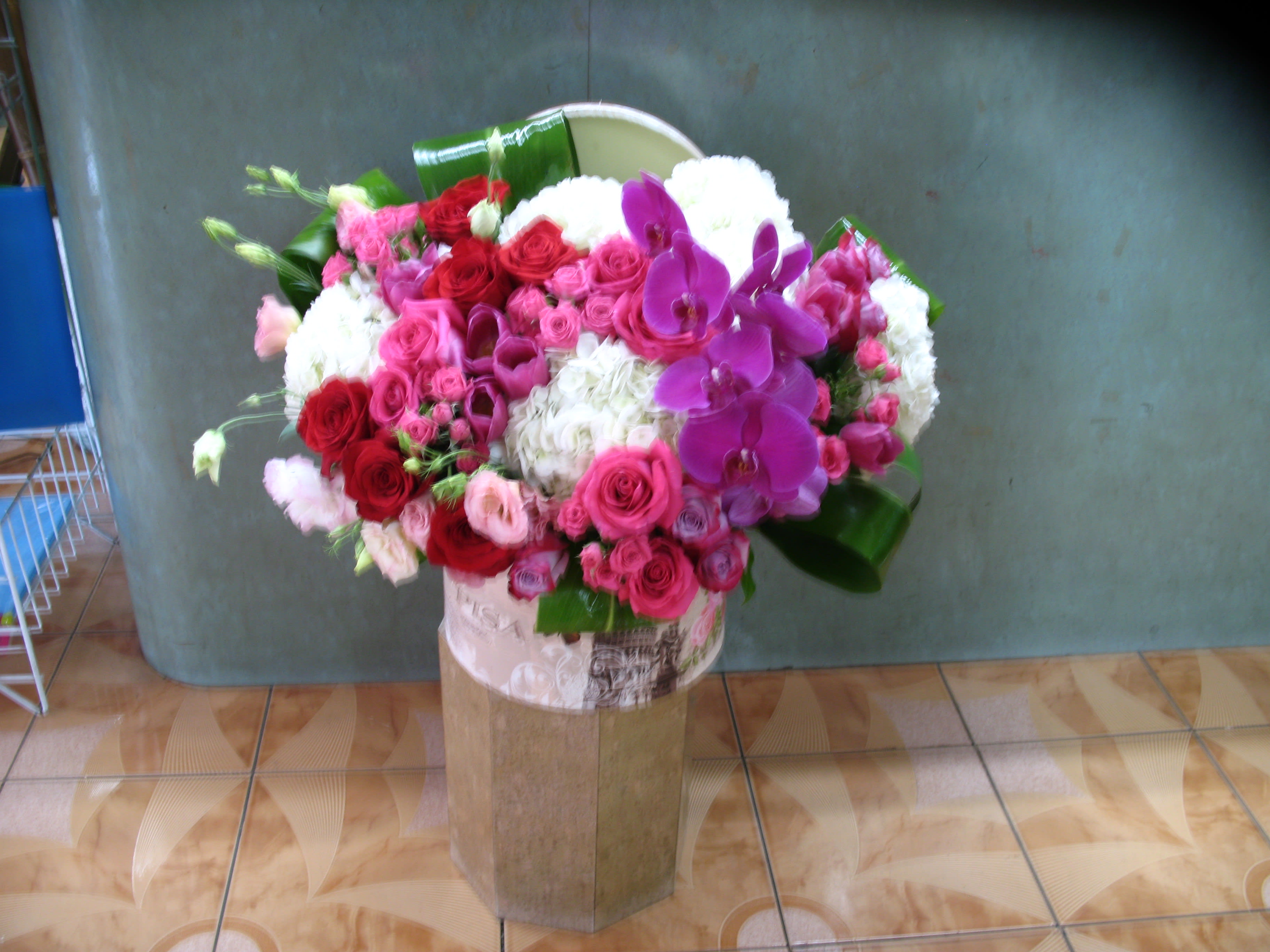 Box of flowers #42 - box
