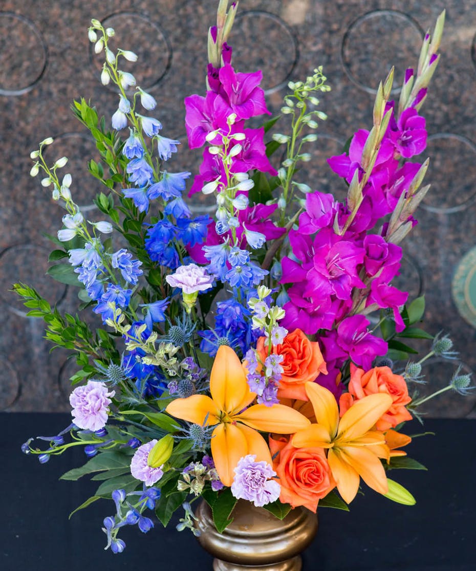 Colorful Garden In Memphis Tn A Perfect Bloom Memphis Whether you're looking for multiple small flower arrangements as a centerpiece, or the perfect single floral. memphis florist a perfect bloom memphis