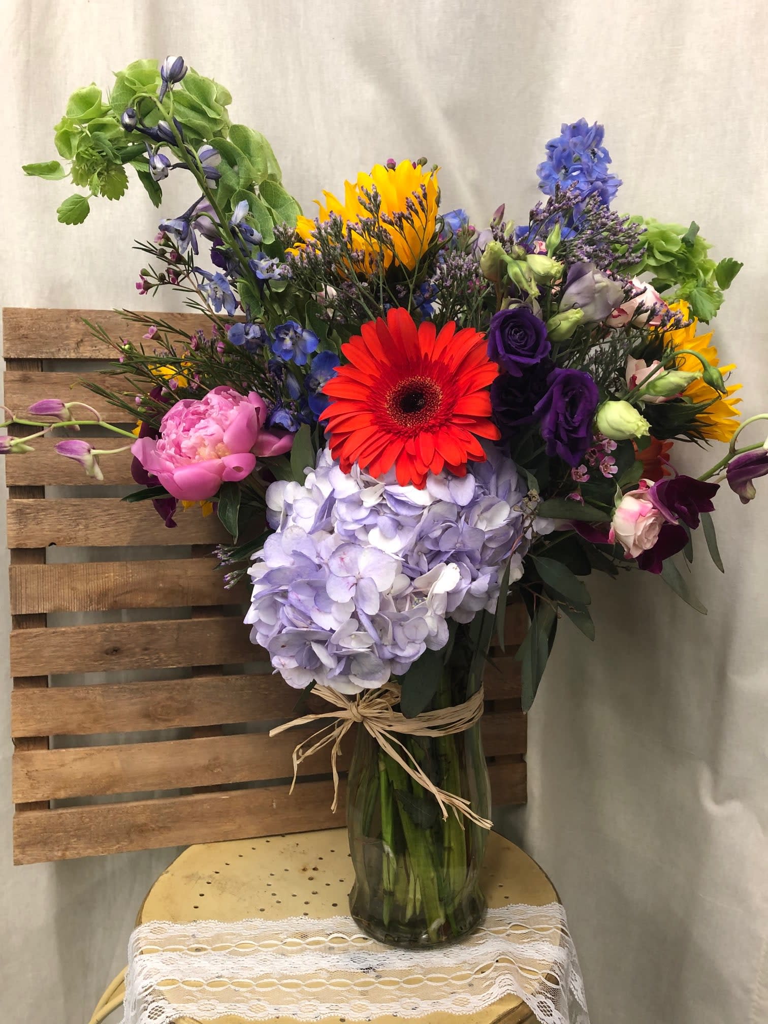 SUMMER VASE in Bergenfield, NJ Broderick's Flowers