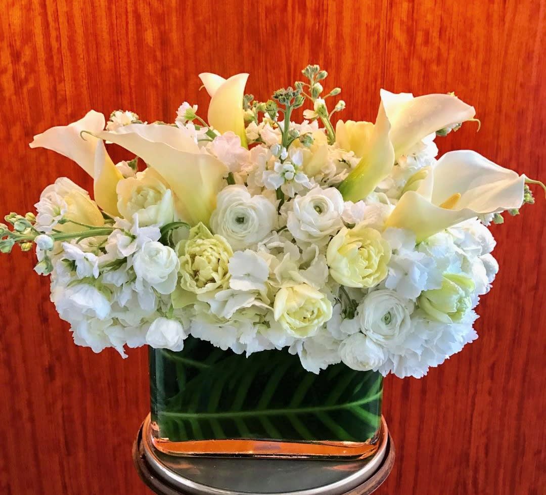 Chantilly In Atlanta Ga Buckhead Florist Inc Just pick the flowers you want to send and either pay online of give us a call to help you order them quick.
