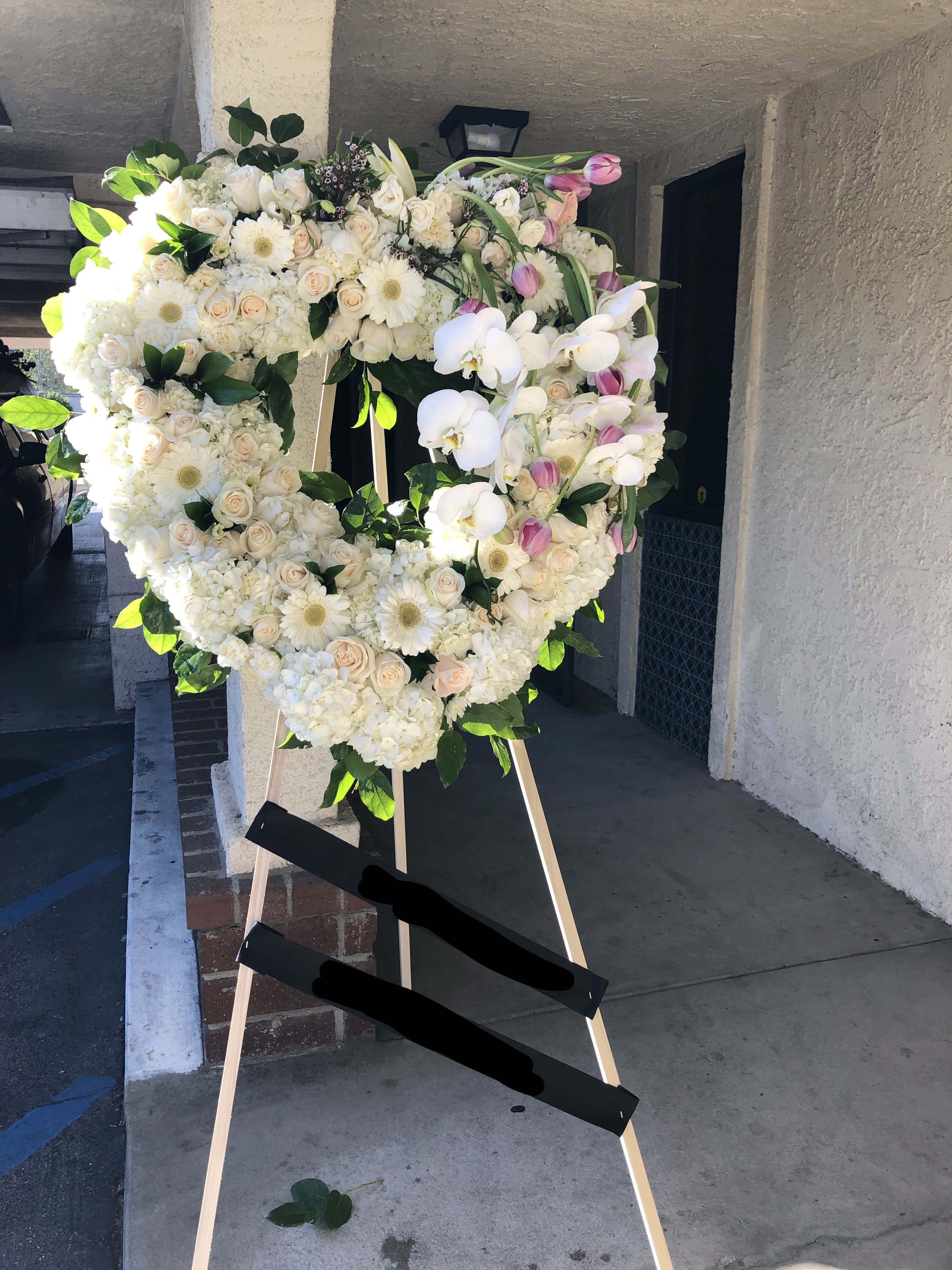 White Roses & Orchids Hearts White Roses & Orchids Hearts