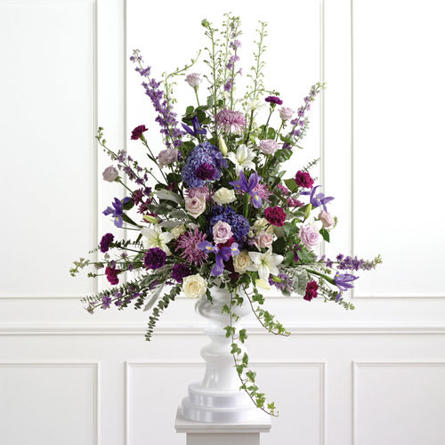LAVISH BLOOMS - BEAUTIFUL BLOOMS OF IMPORTED ROSES, ORIENTAL LILIES, SNAPS AND MORE