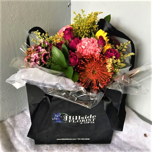 Curbside Pickup in Woburn, MA Hillside Florist