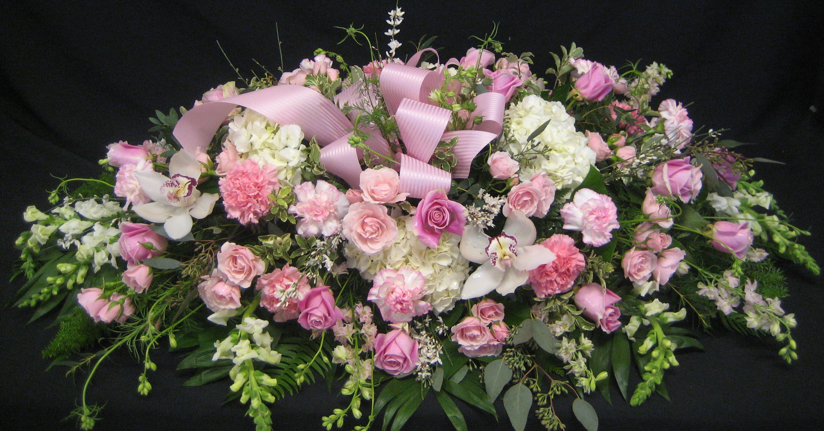 Pink White Casket Spray C8 In North Wales Pa The Rhoads Garden