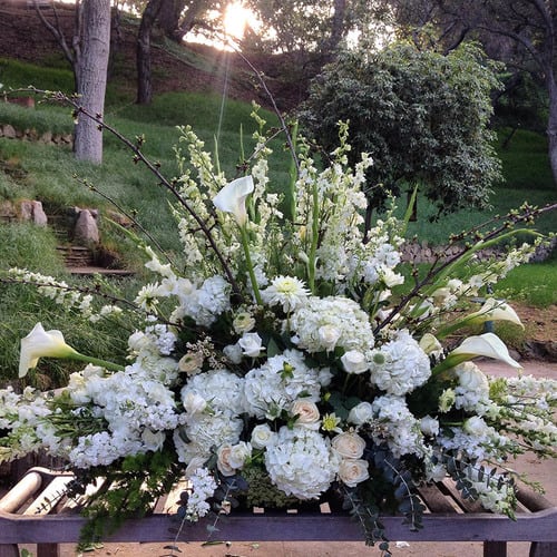 Large spray for funeral - Spray for the cascet of beautiful white flowers. Elegant and sophisticated, beautiful large spray.
