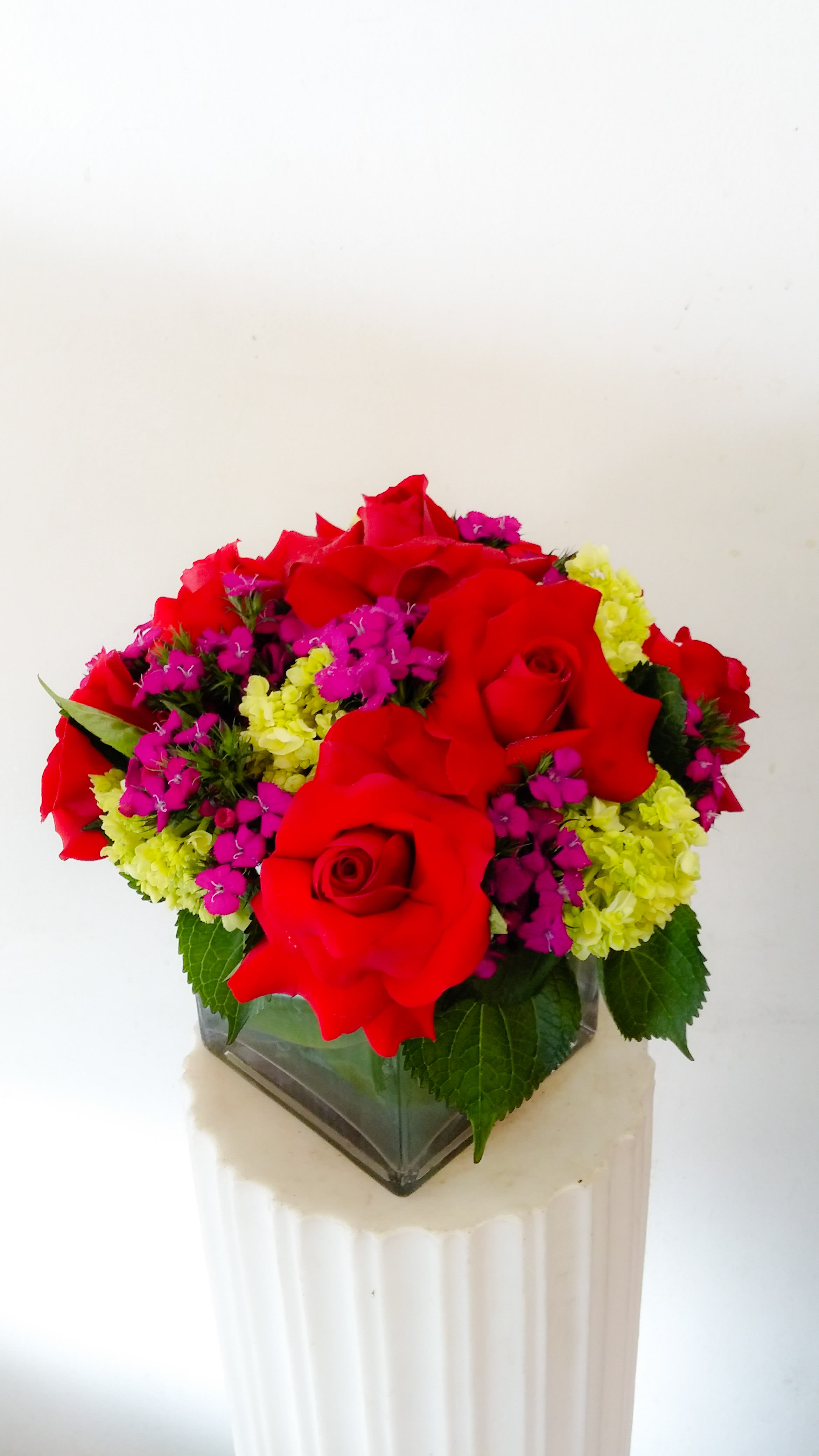 Square Vase Design - 6&quot; x 6&quot; glass vase with vibrant roses, hydrangeas, and gypsy flowers.
