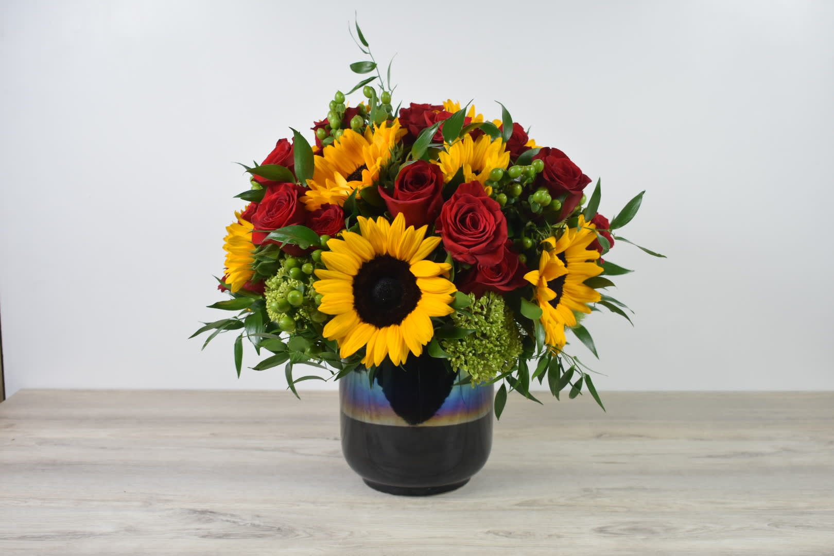 Red Roses & Sunflowers in Los Angeles, CA Sebas Flowers