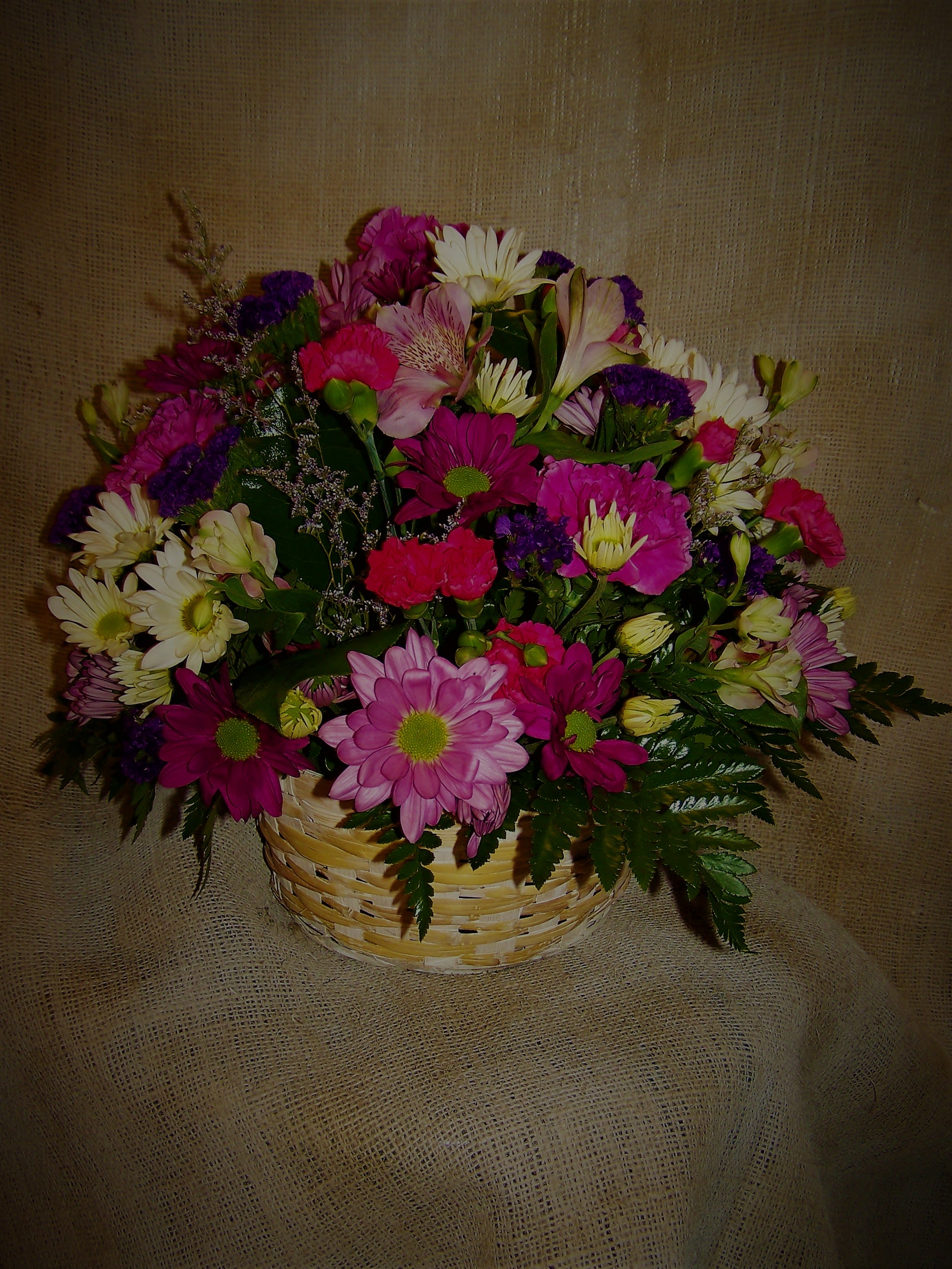 Basket Centerpiece In Bellevue Ne Bellevue Florist