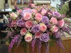OLD FASHIONED BEAUTY CASKET SPRAY - OLD FASHIONED BEAUTY CASKET SPRAY