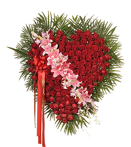 roses and lilies heart - by Lovely Blooms Decorations roses and lilies heart - by Lovely Blooms Decorations - red roses end pink lilies As Shown : 2017SYM002