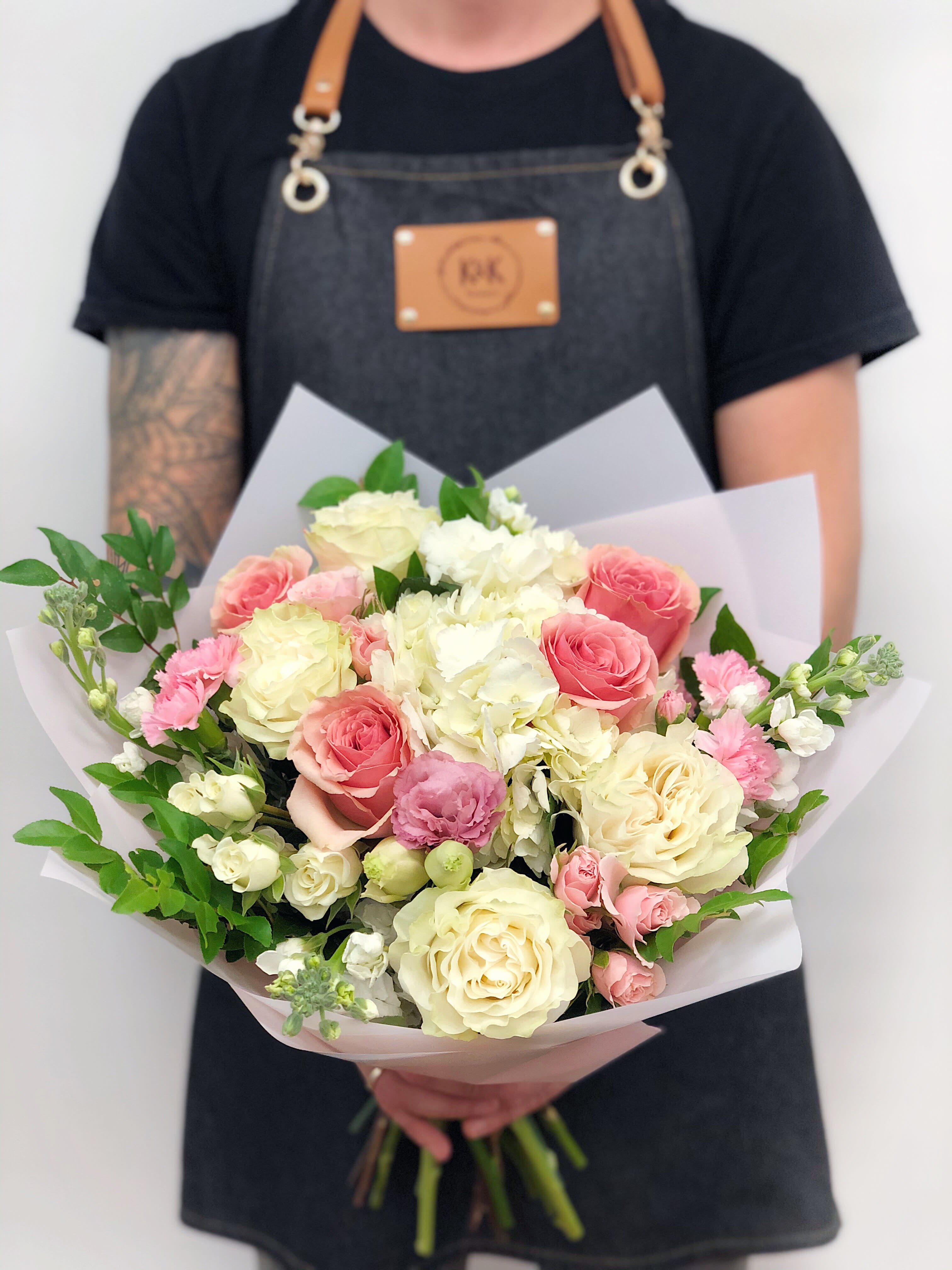 7 Bouquet pink & white medium in Hallandale Beach, FL K&K Flowers