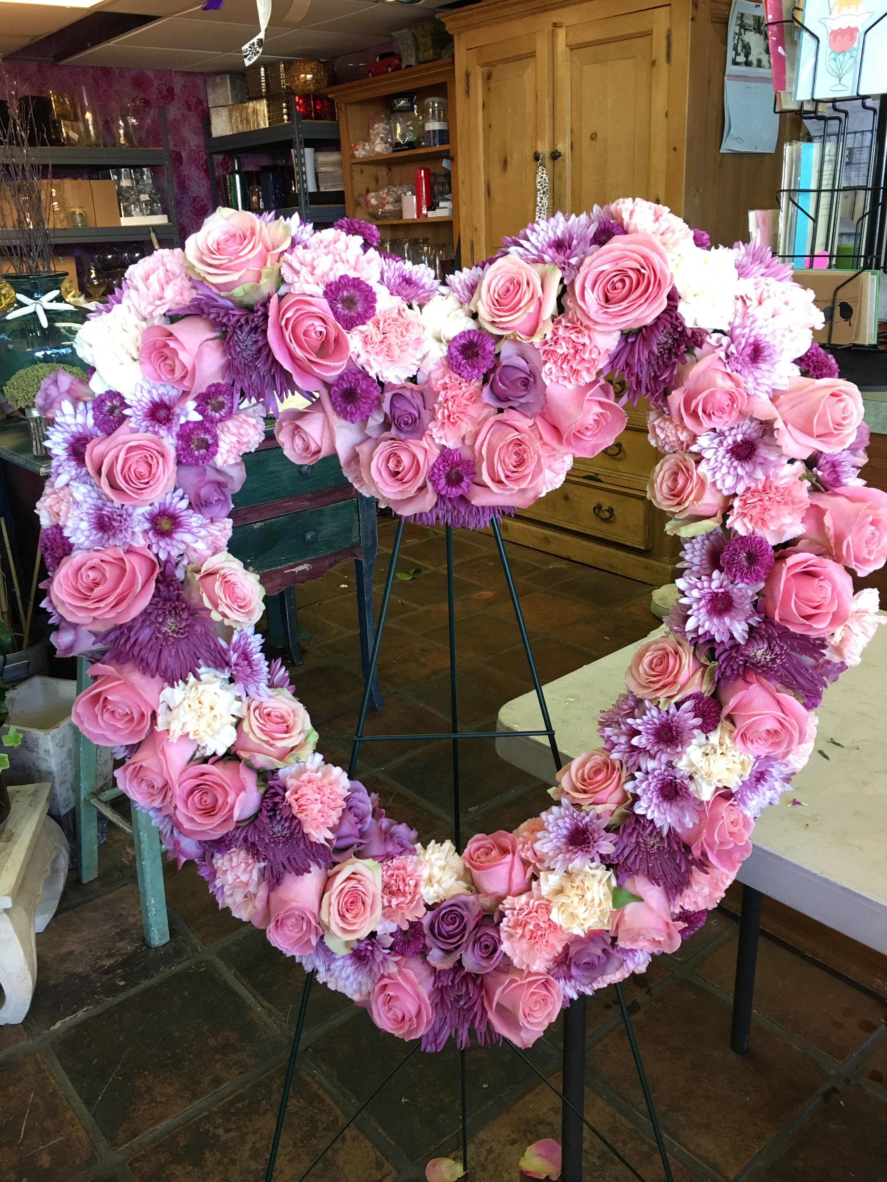Standing Heart Wreath In San Clemente Ca Beach City Florist