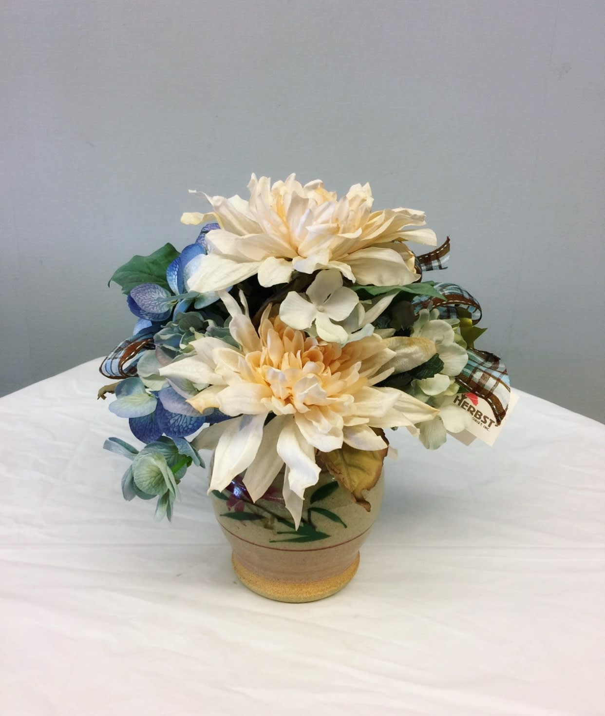 Forever Flowers (Pretty In Plaid) in Oregon City, OR Herbst Hilltop