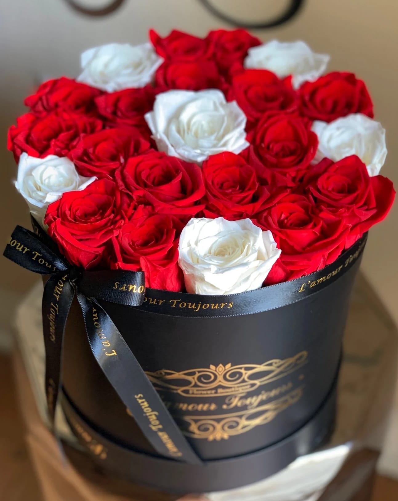 Everlasting Roses Signature Box Red&White in Newport Beach, CA | L'amour  Toujours Flower Boutique