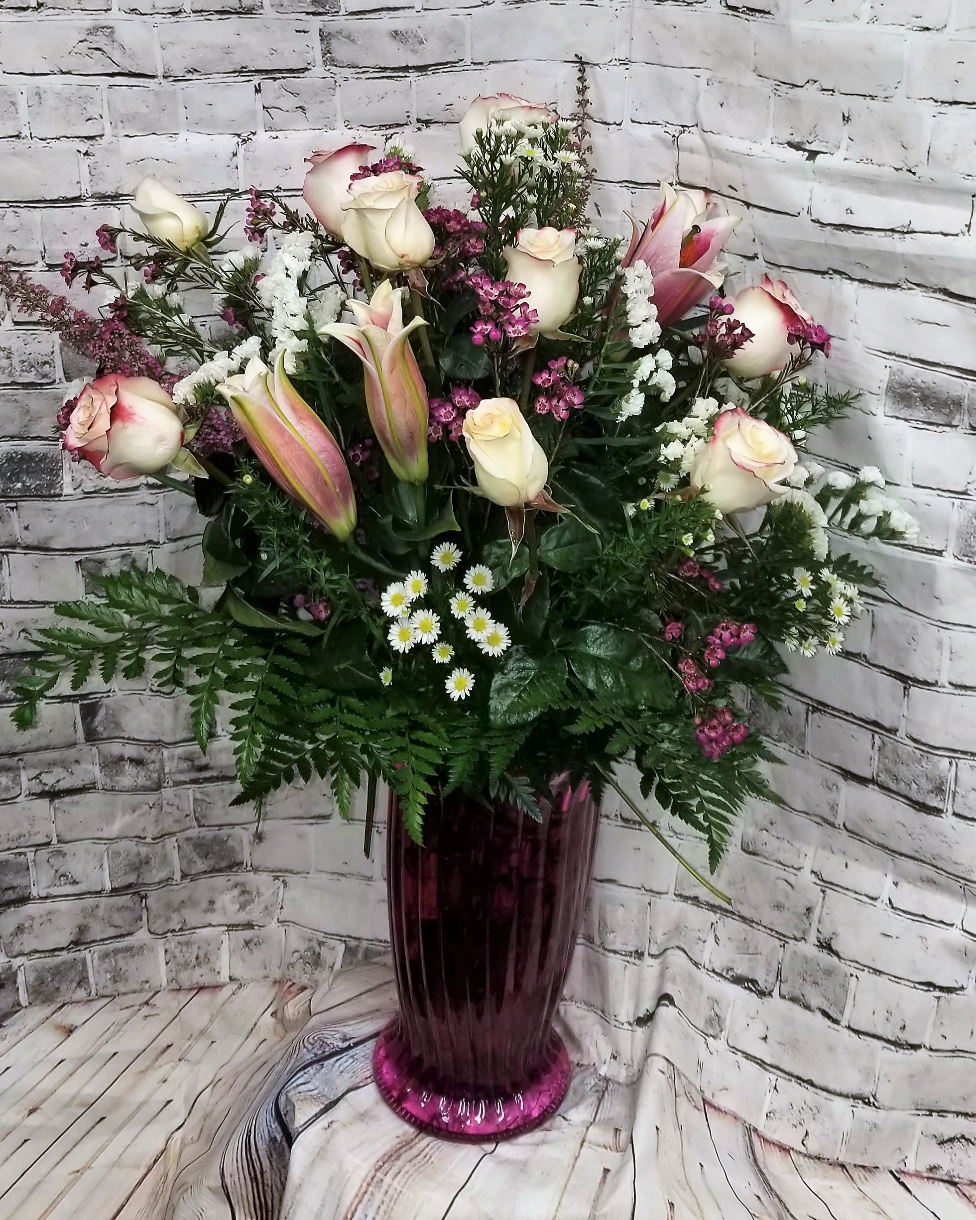 A Gazing Beauty In Kansas City Mo Jacks Floral Decor More