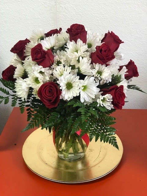 Daisy, Carnation, Rose Mix in Bellville, TX - BELLVILLE FLORIST