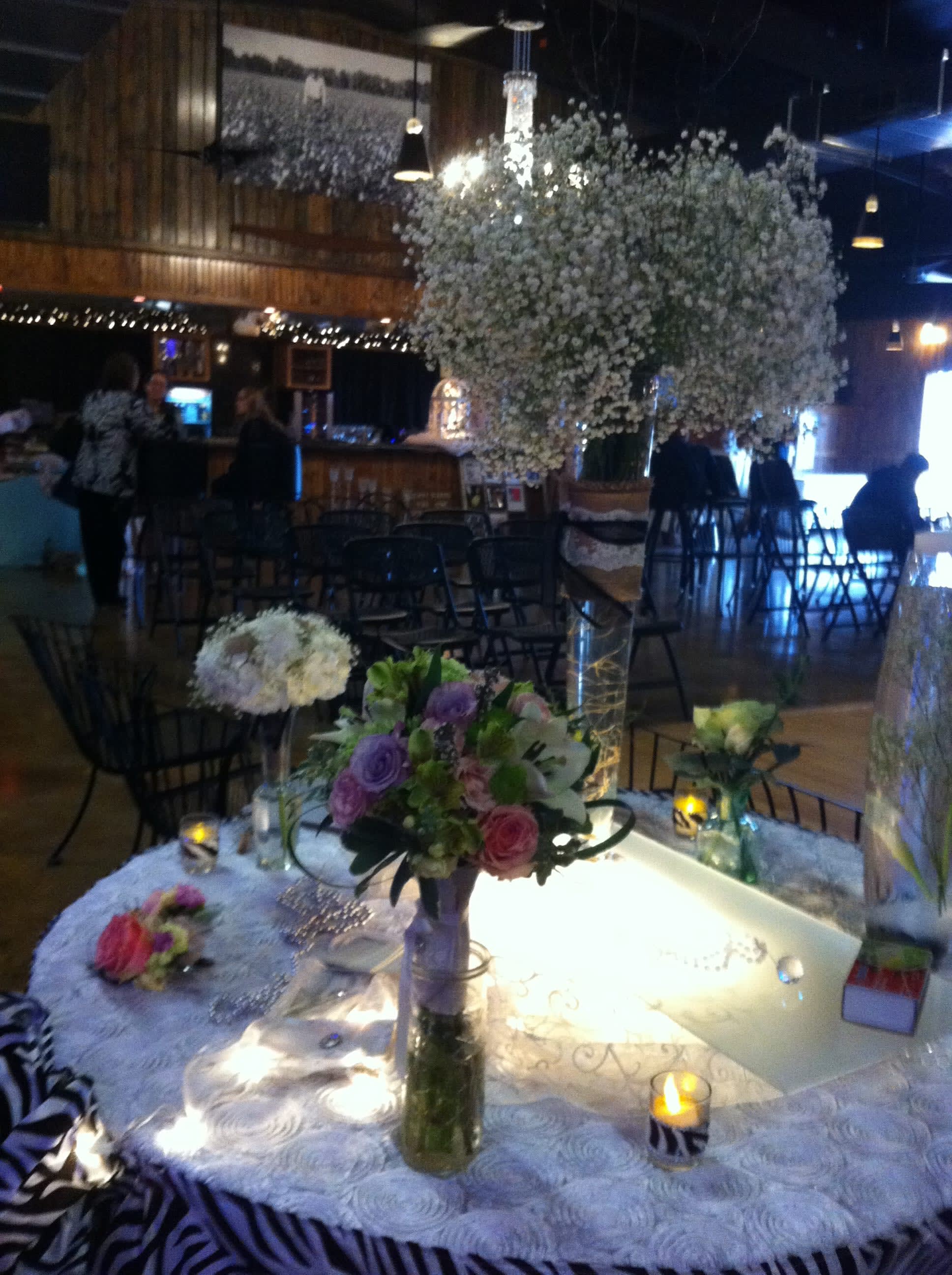 Cloud of Baby's Breath in Temple, TX | Woods Flowers