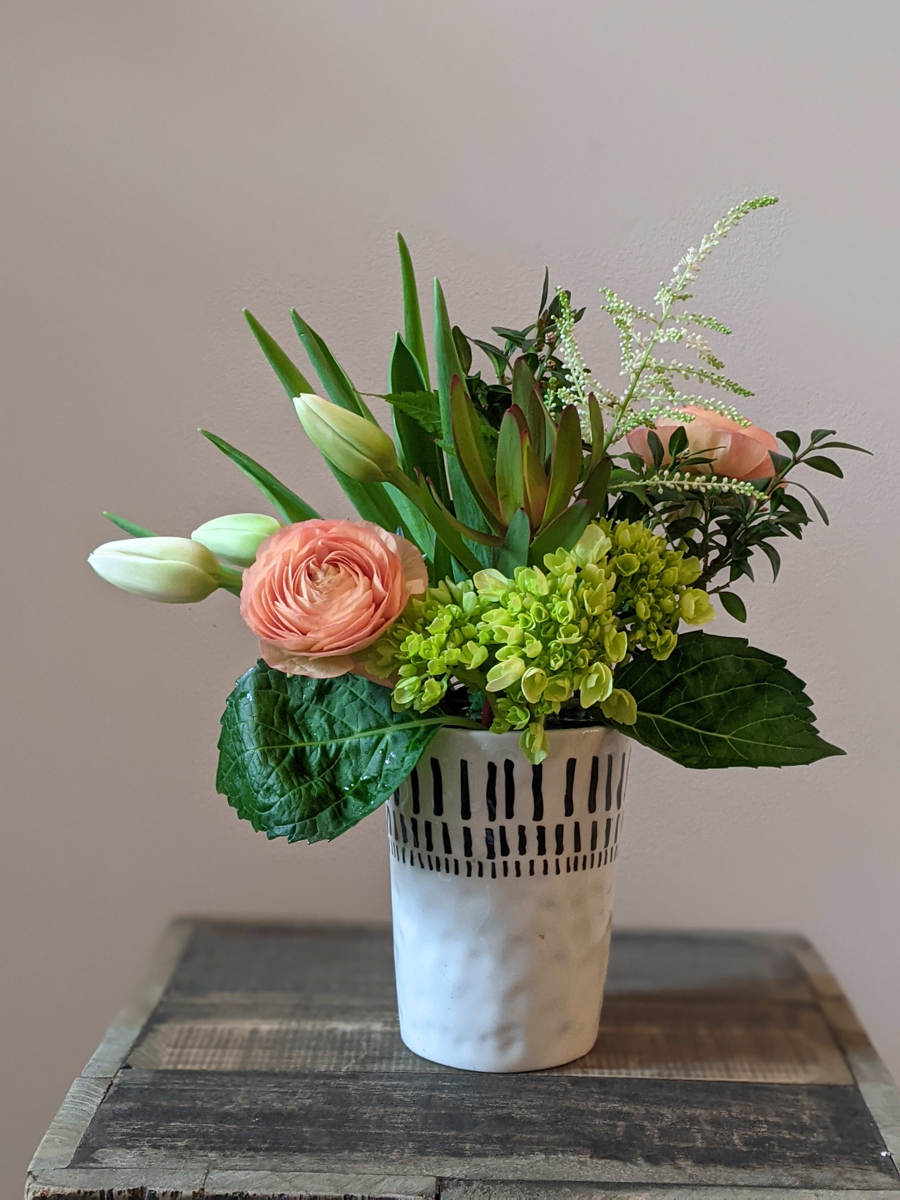 Floral Subscription in Charlottesville, VA | Hedge Fine Blooms